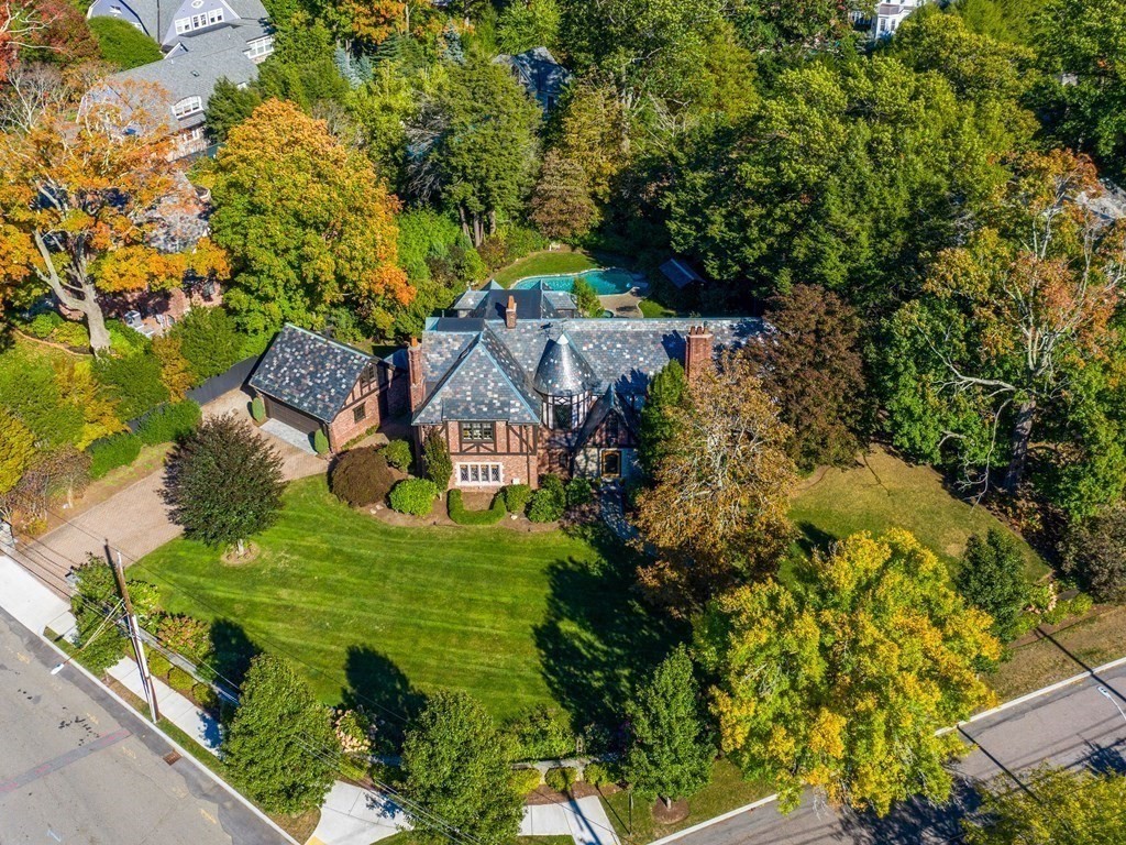 1445 Commonwealth Avenue Newton, MA 02465 - Photo 19 of 28