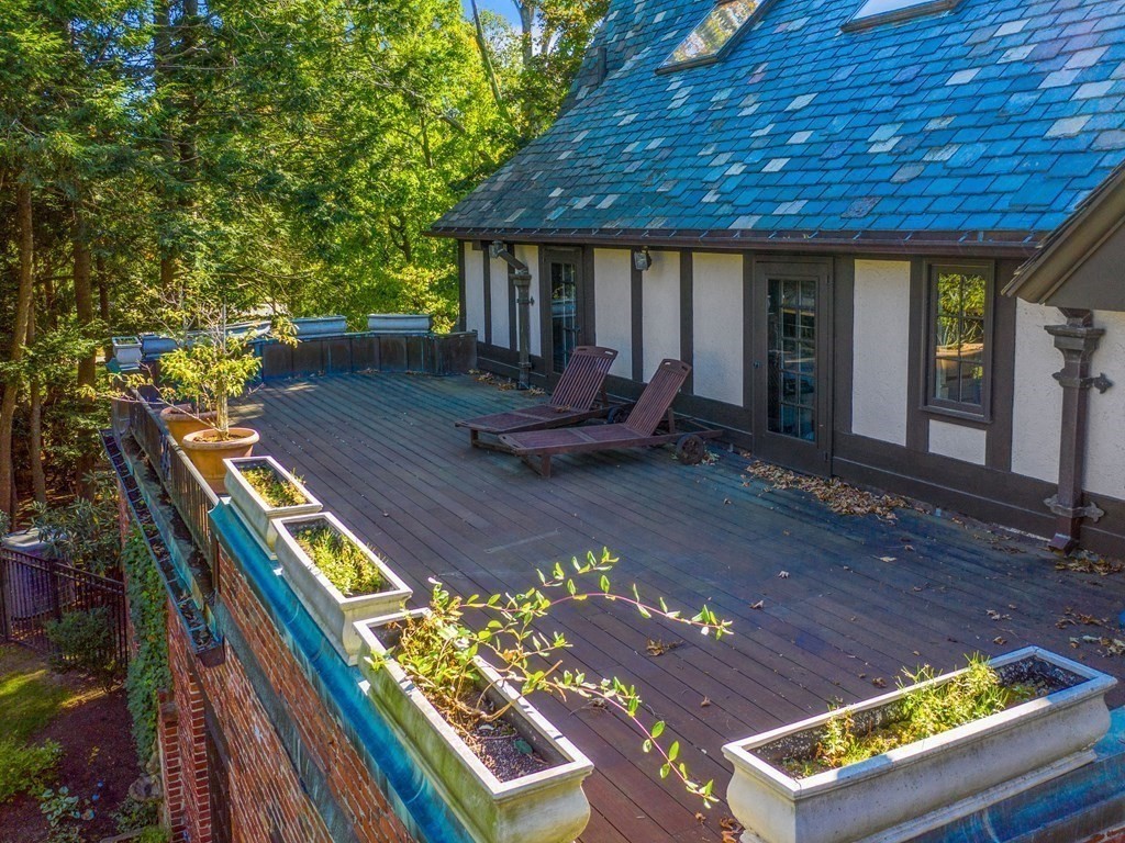 1445 Commonwealth Avenue Newton, MA 02465 - Photo 21 of 28