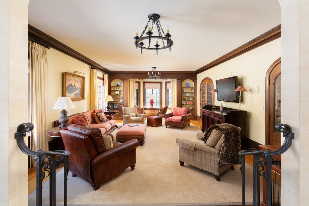 1445 Commonwealth Avenue Newton, MA 02465 - Photo 6 of 28