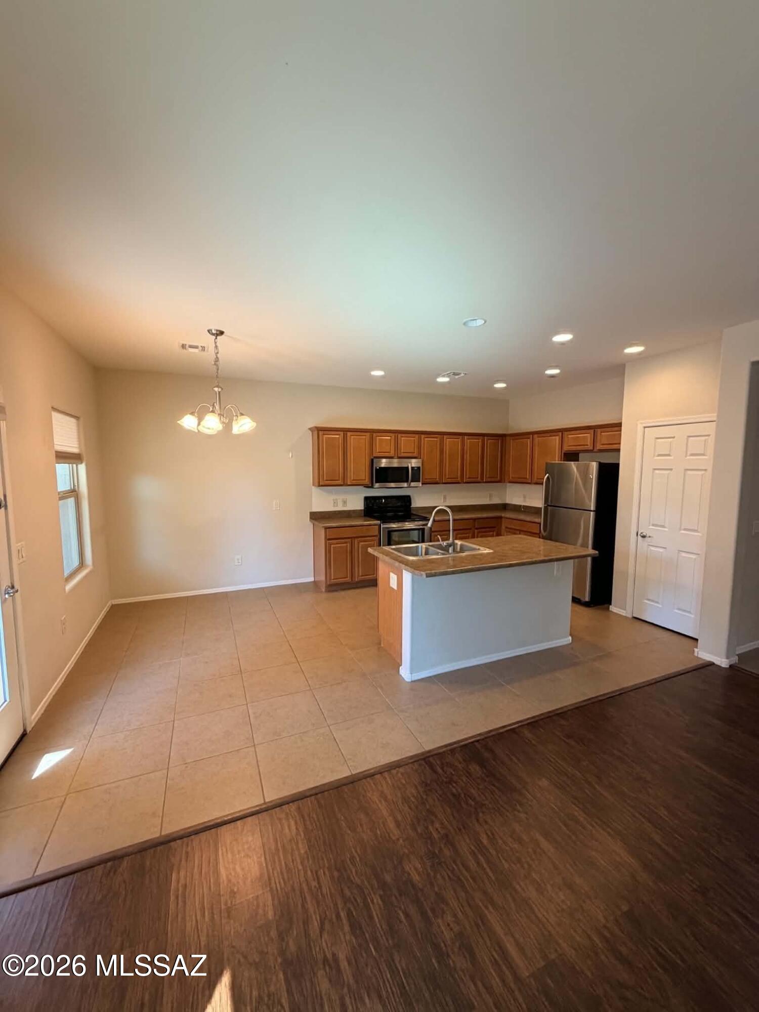 8796 North Norway Spruce Road Tucson, AZ 85743 - Photo 2 of 30