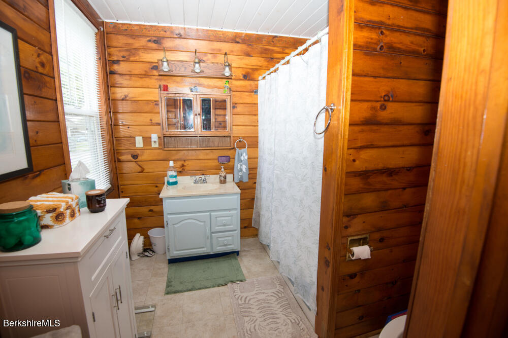 11 Maple Street Chester, MA 01011 - Photo 27 of 36 Bathroom