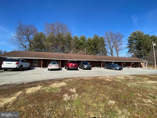 $800 | 349 Halltown Road, Unit 8, Harpers Ferry, WV 25425