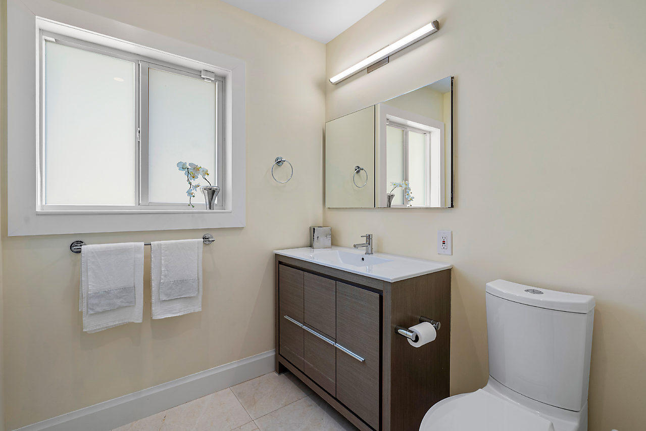 1319 Southwest 5th Avenue Boca Raton, FL 33432 - Photo 23 of 40 022-1319SWFifthAve-BocaRaton-FL-small