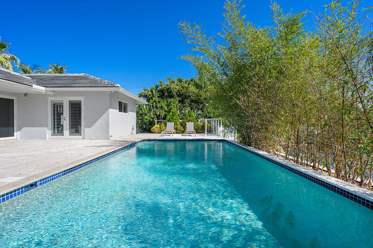 1319 Southwest 5th Avenue Boca Raton, FL 33432 - Photo 28 of 40 030-1319SWFifthAve-BocaRaton-FL-small