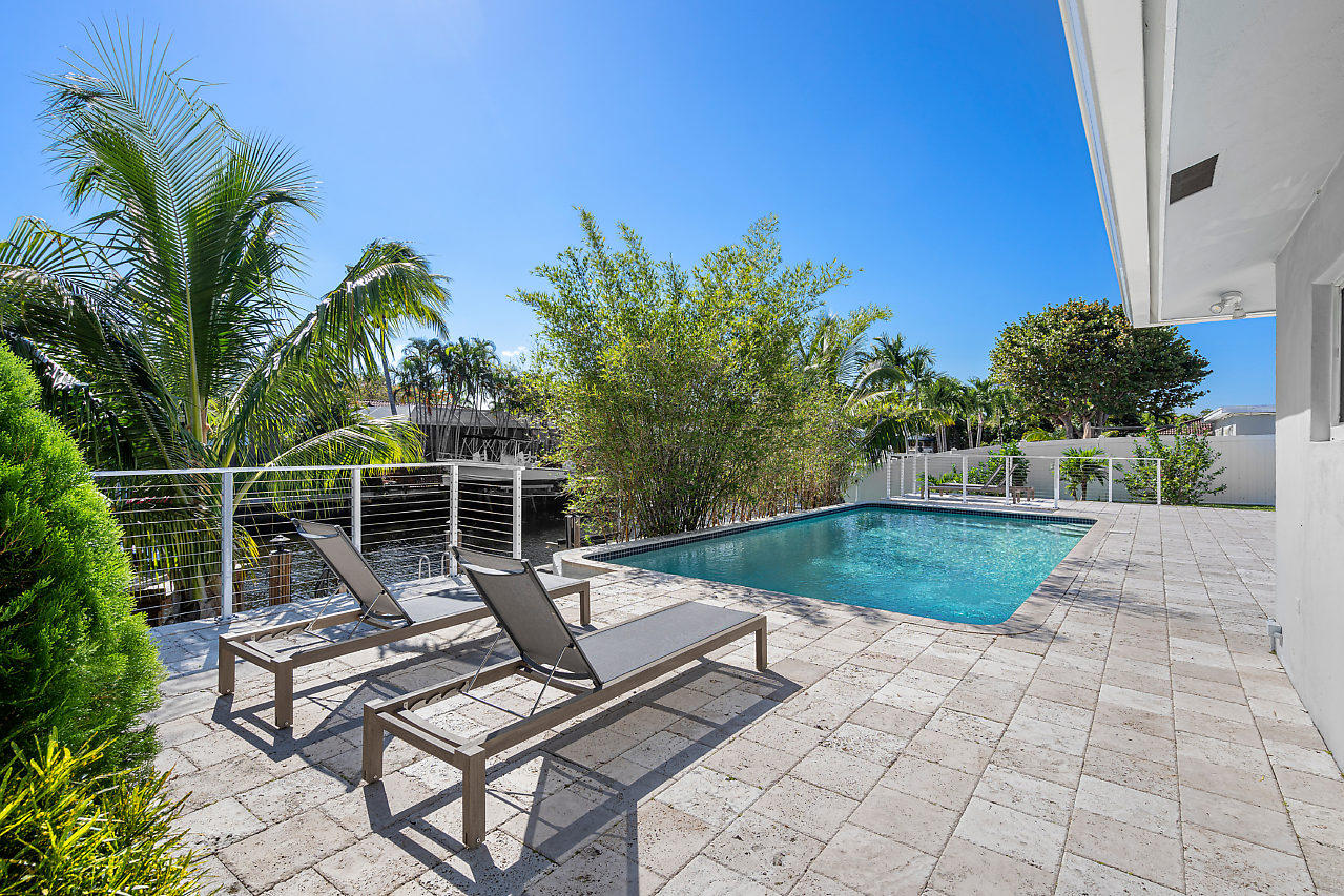 1319 Southwest 5th Avenue Boca Raton, FL 33432 - Photo 29 of 40 026-1319SWFifthAve-BocaRaton-FL-small