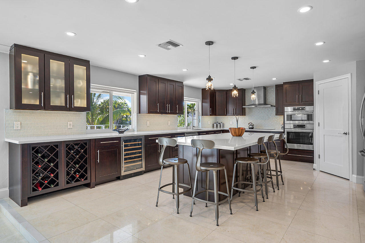 1319 Southwest 5th Avenue Boca Raton, FL 33432 - Photo 7 of 40 014-1319SWFifthAve-BocaRaton-FL-small