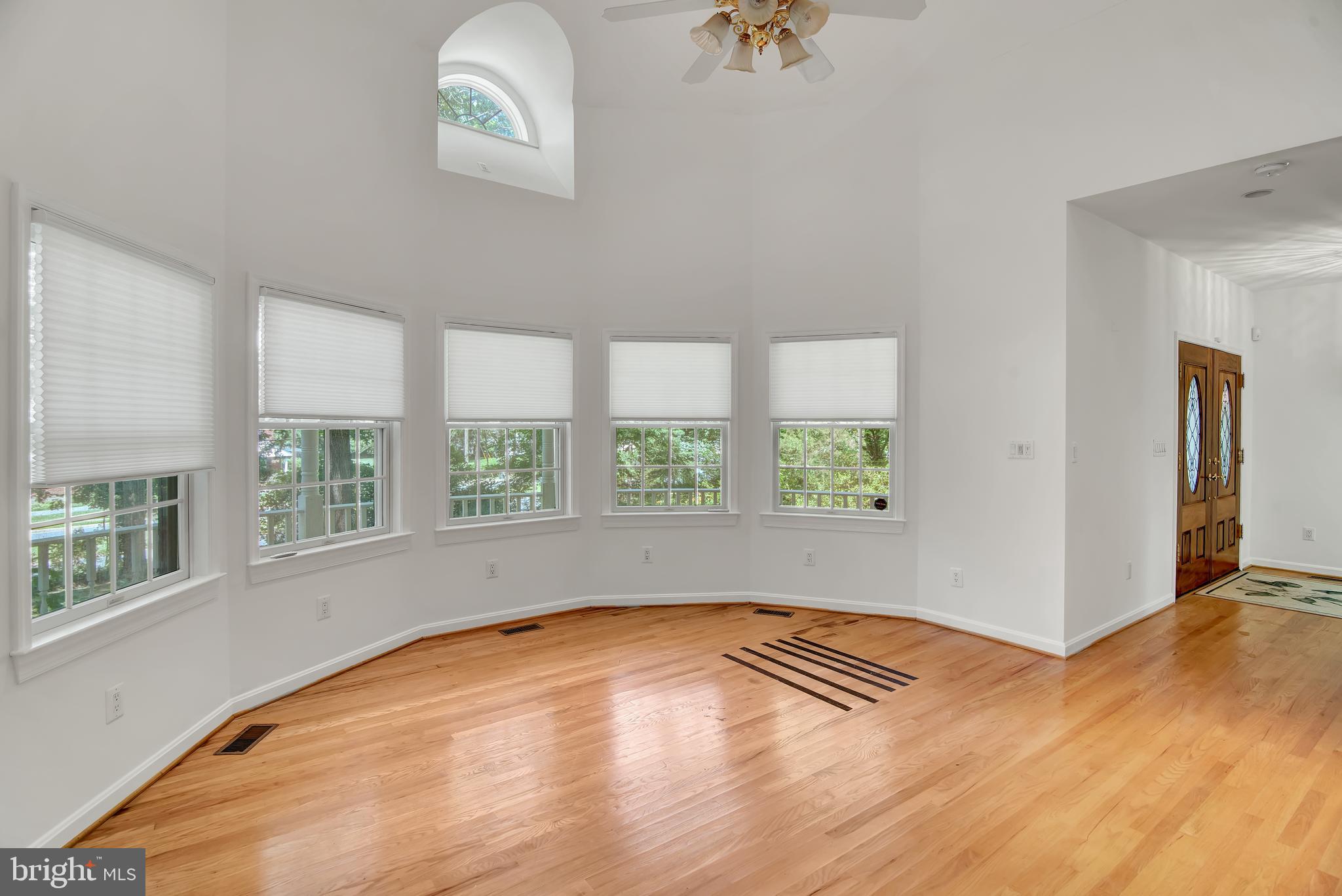 6543 Braddock Road Alexandria, VA 22312 - Photo 18 of 54 Gallery Image 18