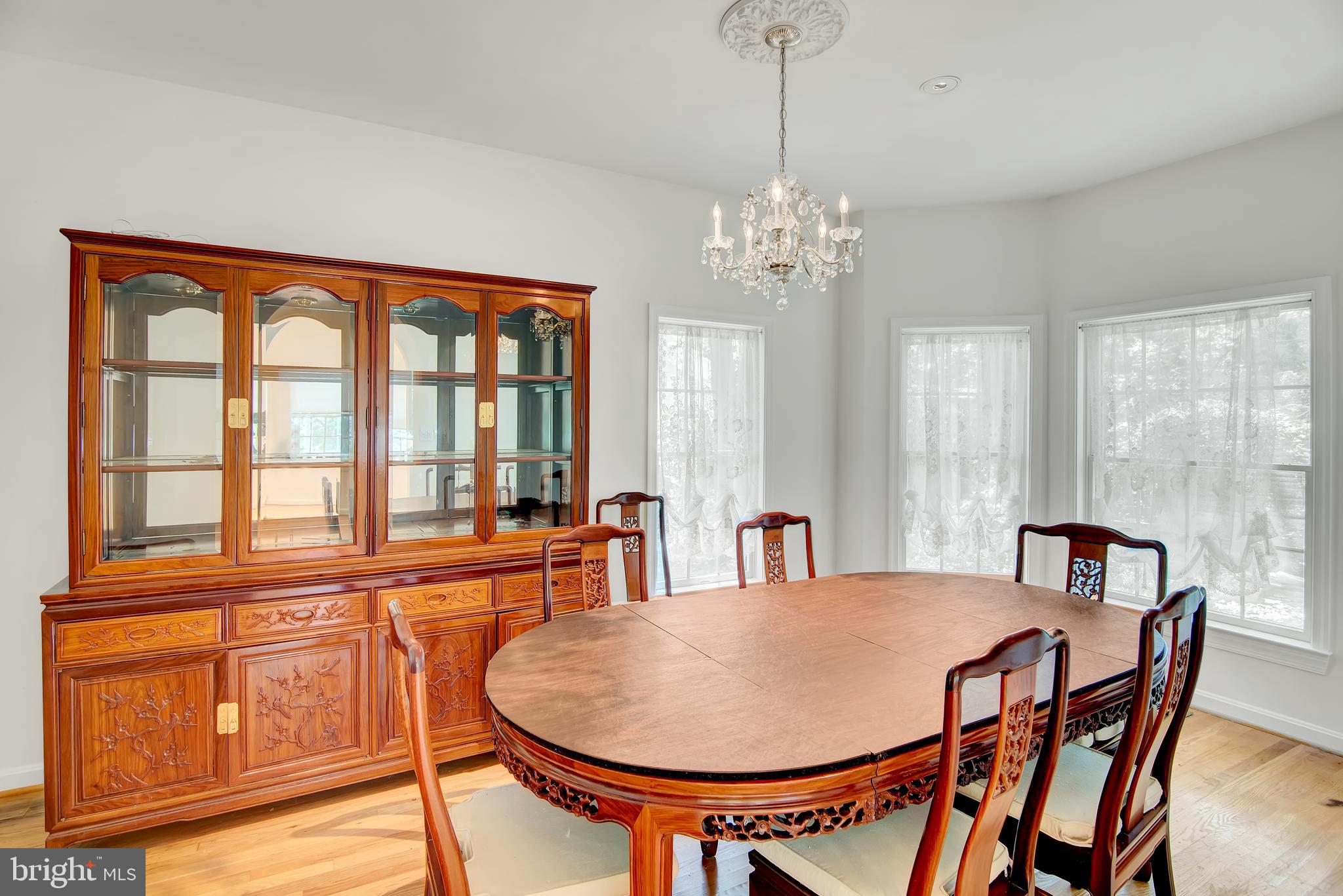 6543 Braddock Road Alexandria, VA 22312 - Photo 19 of 54 Gallery Image 19