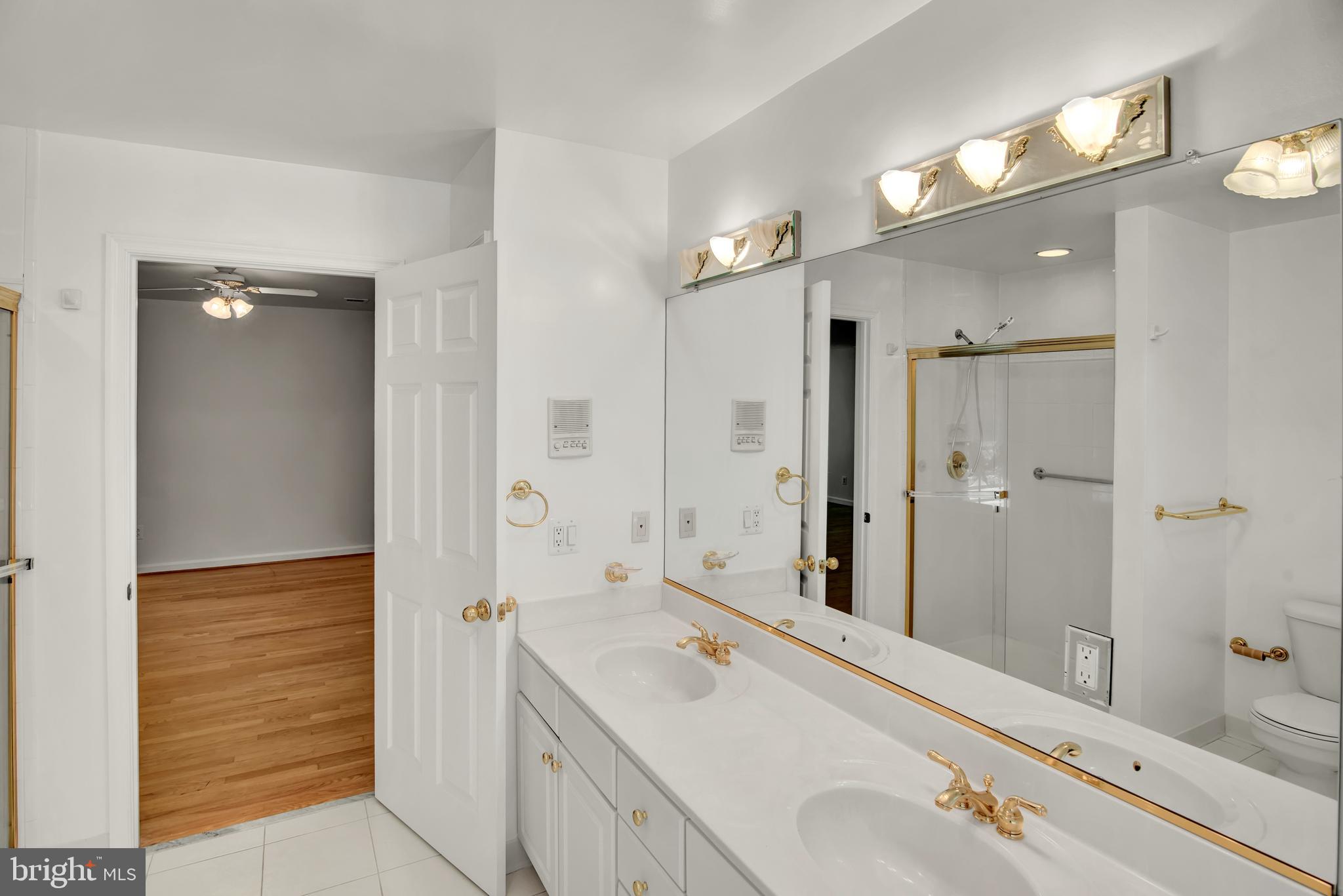 6543 Braddock Road Alexandria, VA 22312 - Photo 28 of 54 Gallery Image 28