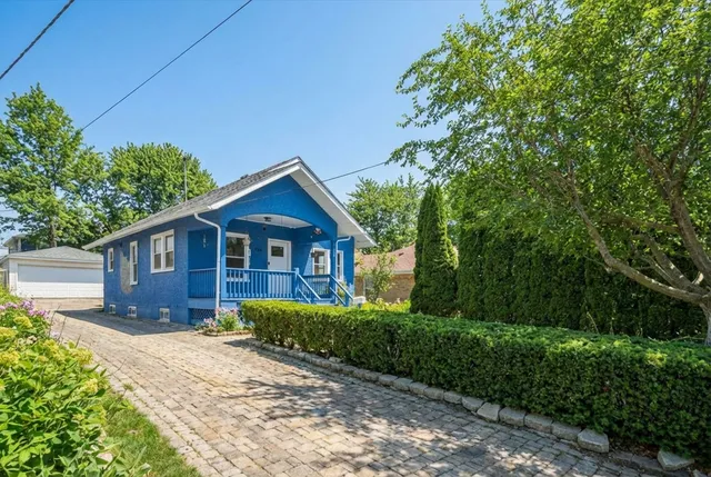 $625,000 | 247 Highwood Avenue, Highwood, IL 60040