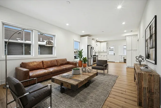 $625,000 | 247 Highwood Avenue, Highwood, IL 60040