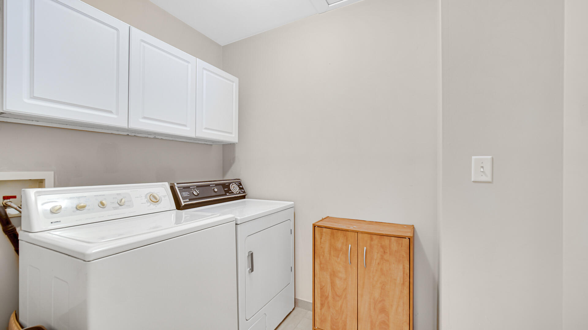 15290 Clark Street Crown Point, IN 46307 - Photo 20 of 47 1920x1080