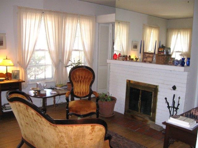 Gallery Image 1