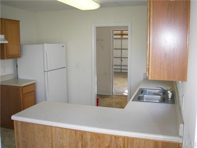 4441 Cardinal Grove Boulevard Raleigh, NC 27616 - Photo 4 of 10 Kitchen