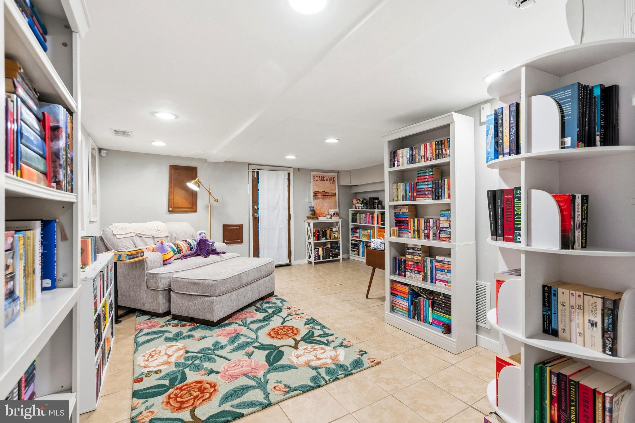 264 15th Street Southeast Washington, DC 20003 - Photo 41 of 44