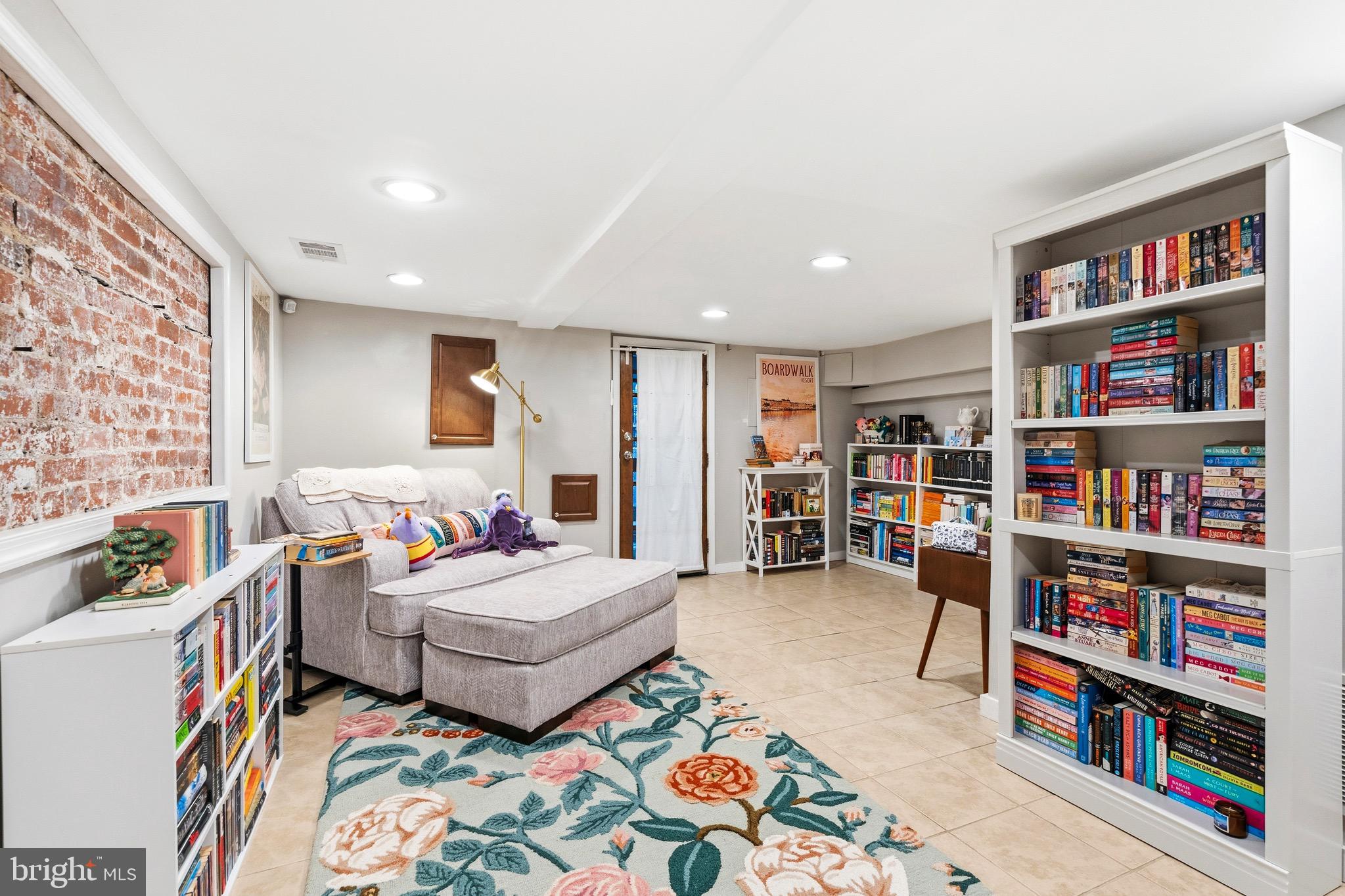 264 15th Street Southeast Washington, DC 20003 - Photo 42 of 44