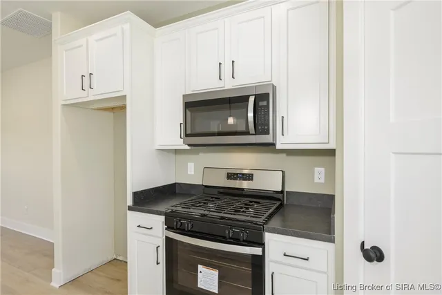 $265,000 | 222 Drive-in (lot # 4) Court, Charlestown, IN 47111