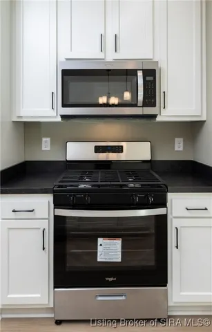 $265,000 | 222 Drive-in (lot # 4) Court, Charlestown, IN 47111