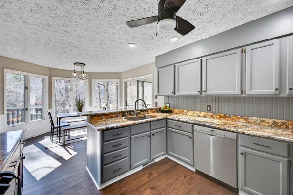 $675,000 | 4 Buoy Court, Salem, SC 29676