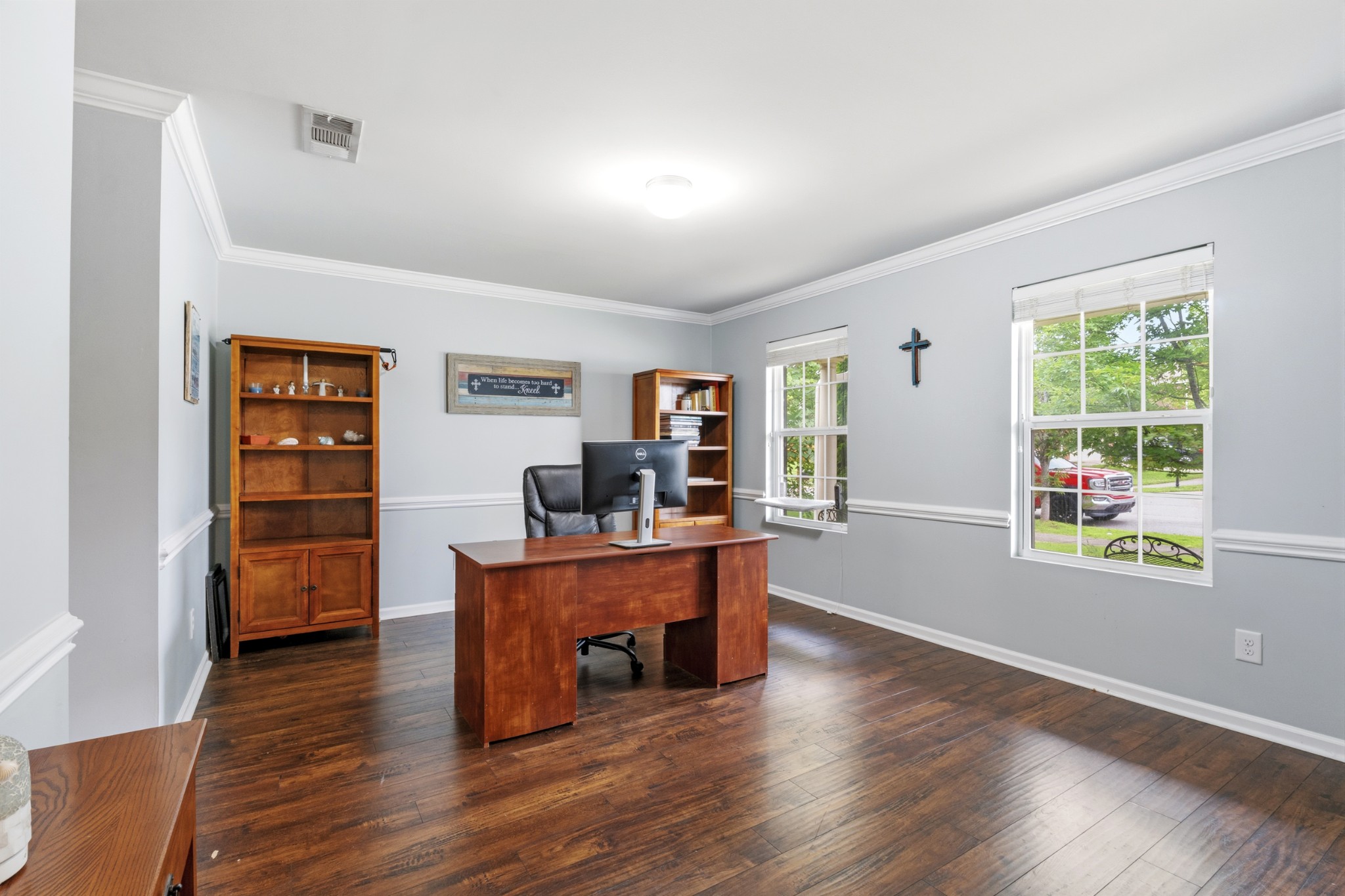 1011 Benwick Road Hendersonville, TN 37075 - Photo 11 of 60 a living room with furniture and a wooden floor