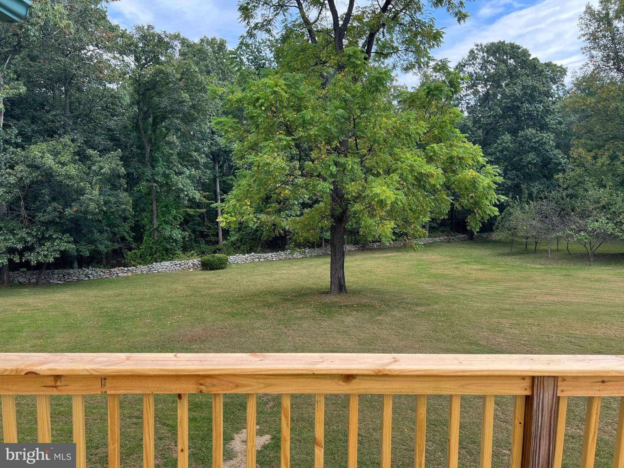 13753 Frazier Road Smithsburg, MD 21783 - Photo 27 of 39 FRONT DECK VIEW