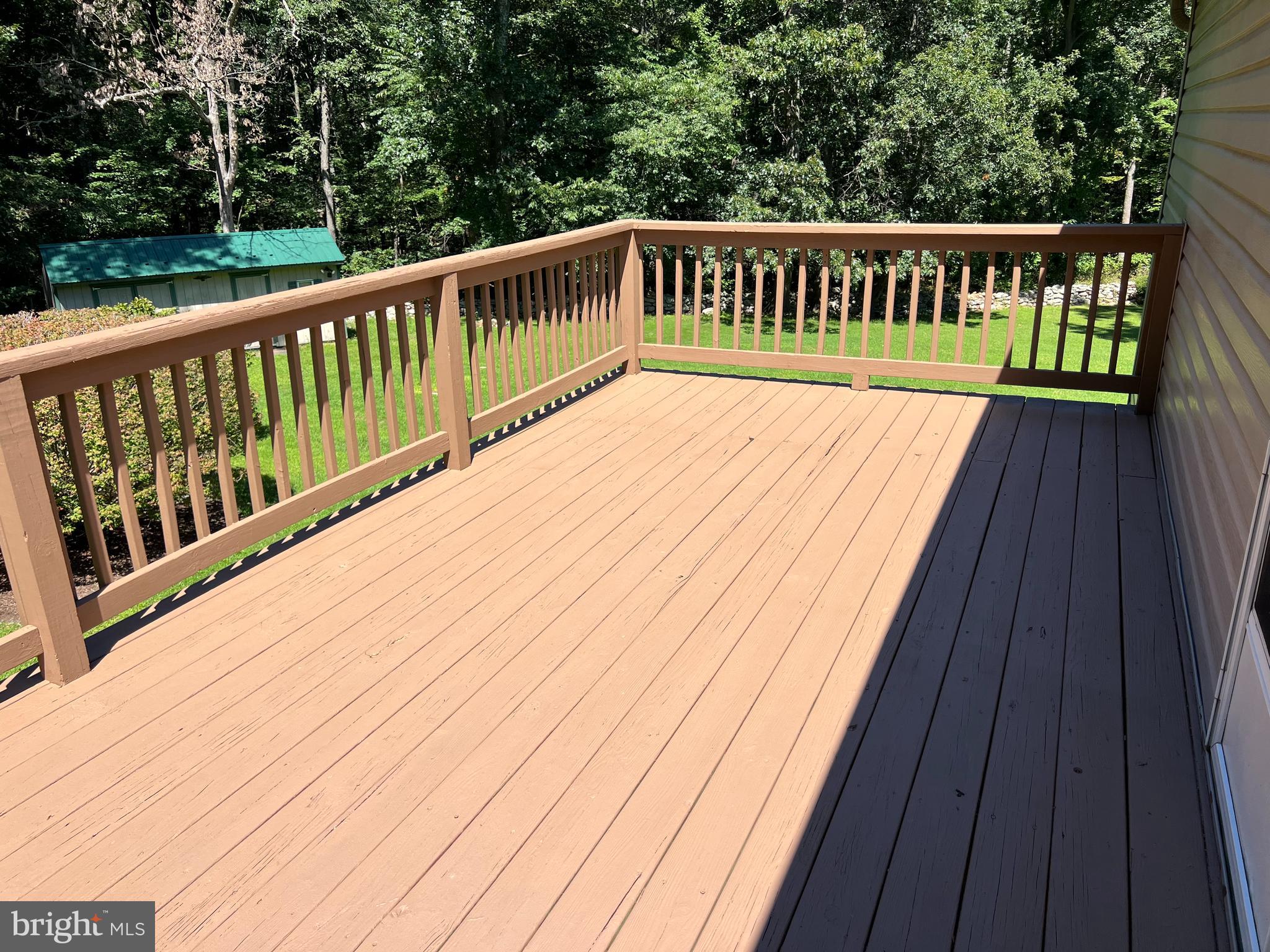 13753 Frazier Road Smithsburg, MD 21783 - Photo 30 of 39 BACK DECK