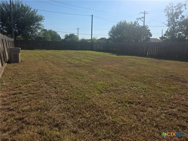 $220,000 | 809 West St Louis Avenue, Seadrift, TX 77983