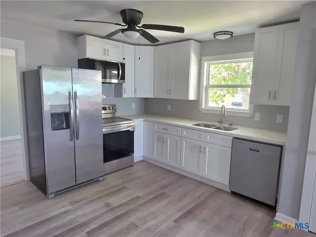 $220,000 | 809 West St Louis Avenue, Seadrift, TX 77983