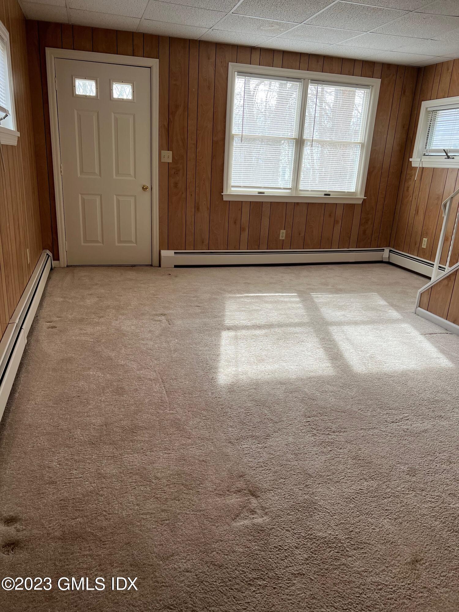 81 View Street West Greenwich, CT 06830 - Photo 12 of 12 an empty room with a window