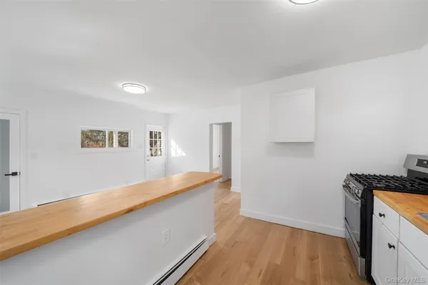 $1,725 | 164 Pine Hill Road, Unit 4, Highland Mills, NY 10930