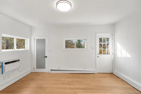 $1,725 | 164 Pine Hill Road, Unit 4, Highland Mills, NY 10930