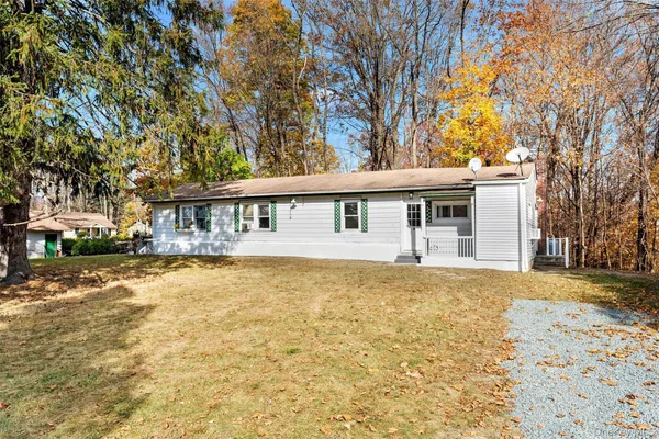 $1,725 | 164 Pine Hill Road, Unit 4, Highland Mills, NY 10930