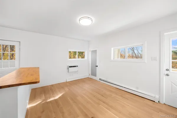 $1,725 | 164 Pine Hill Road, Unit 4, Highland Mills, NY 10930