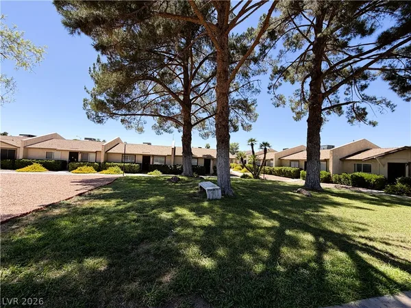 $1,295 | 328 North Linn Lane, Las Vegas, NV 89110