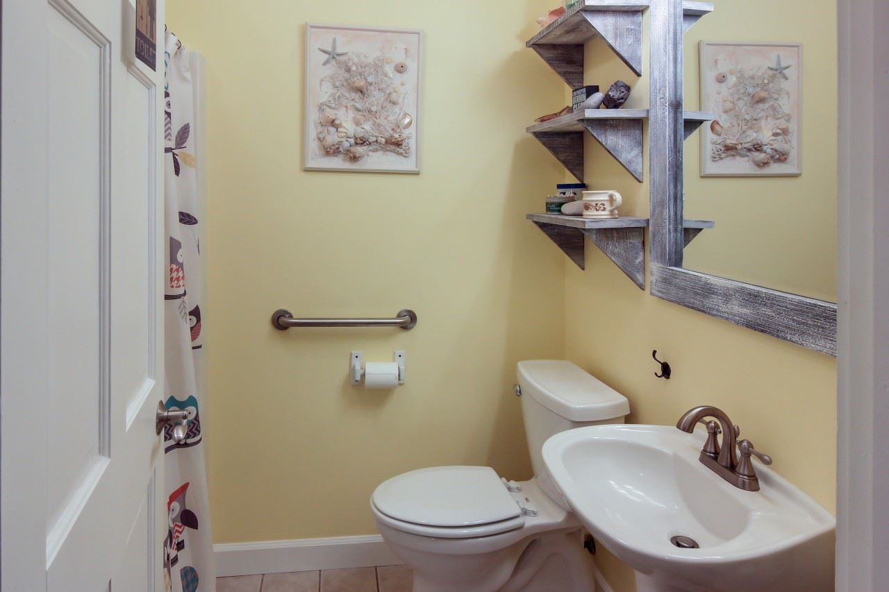 10299 Cedar Run Road Traverse City, MI 49685 - Photo 14 of 26 1882973-13.JPG