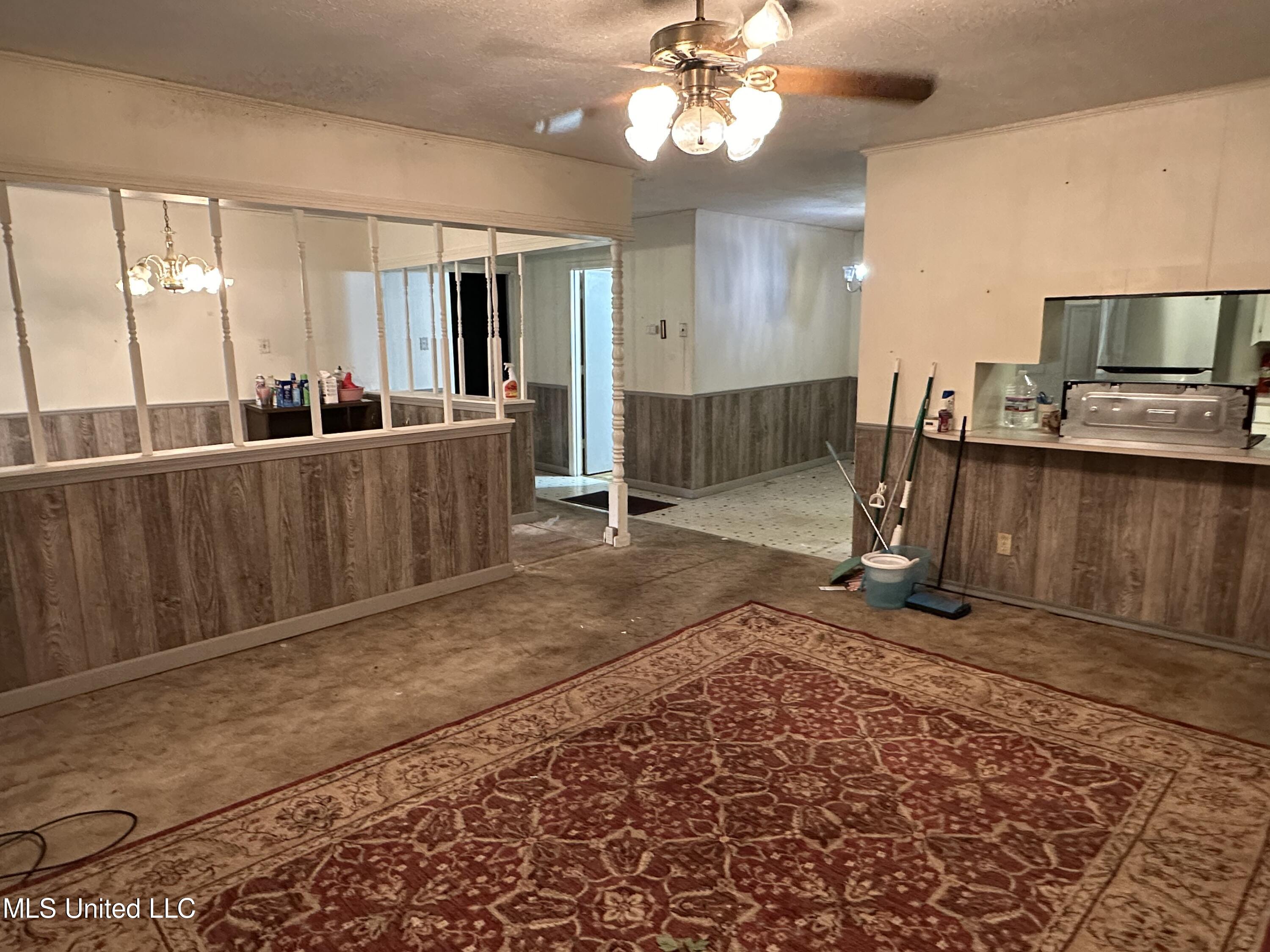 6813 Terry Road Byram, MS 39170 - Photo 11 of 35 IMG_4035