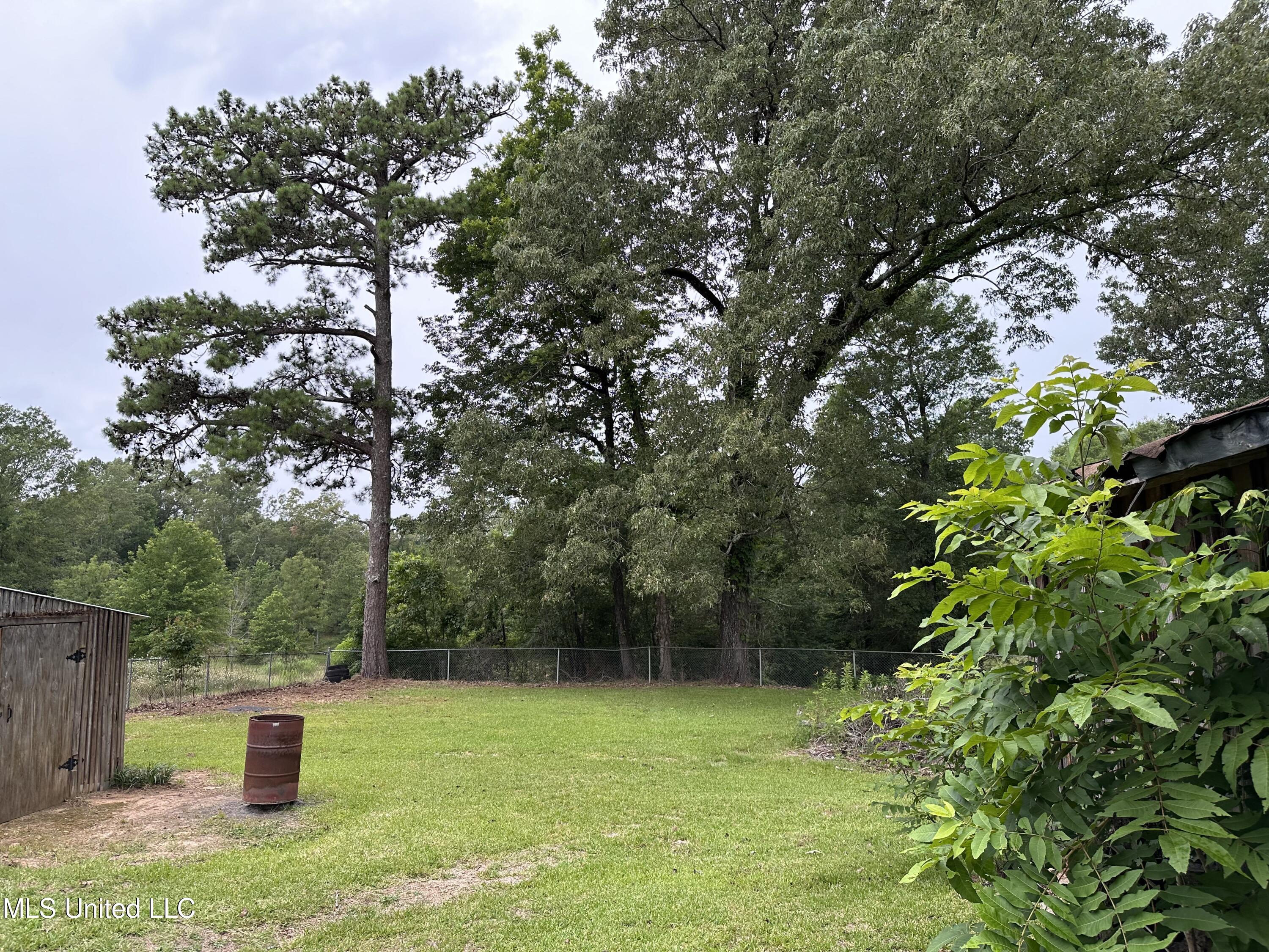 6813 Terry Road Byram, MS 39170 - Photo 24 of 35 IMG_4051