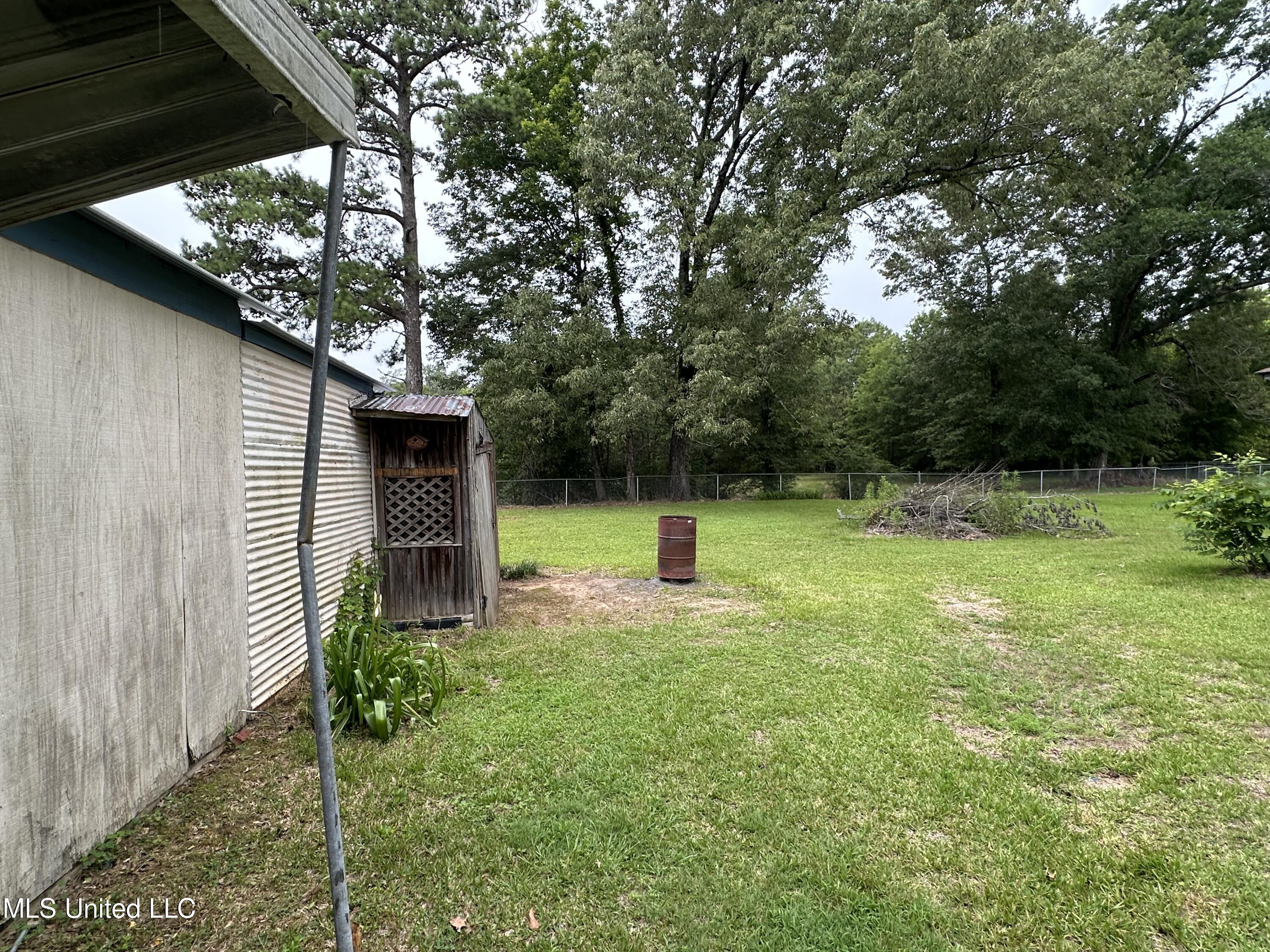 6813 Terry Road Byram, MS 39170 - Photo 28 of 35 IMG_4055