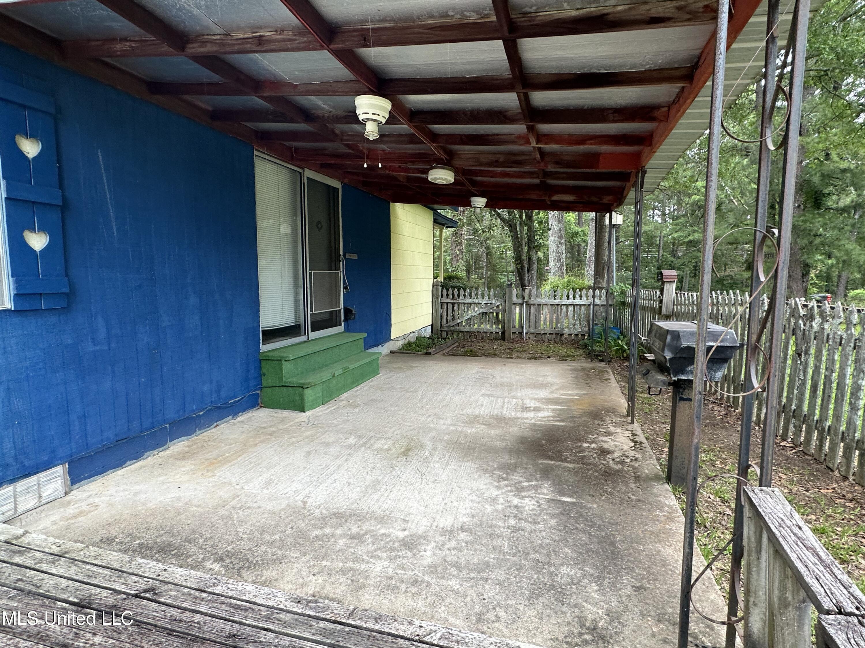 6813 Terry Road Byram, MS 39170 - Photo 33 of 35 IMG_4060