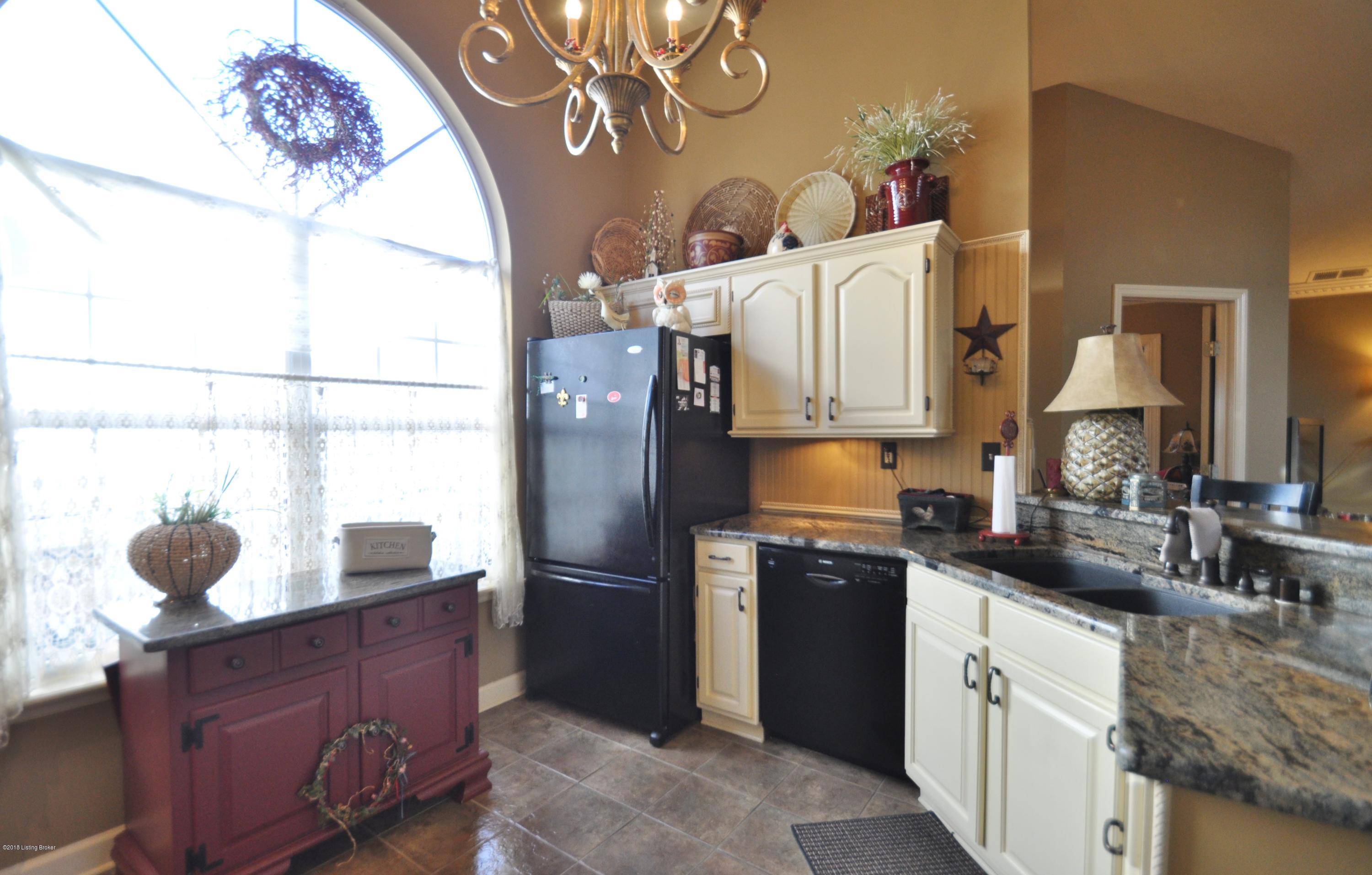 2511 Hampton Ridge Boulevard Louisville, KY 40220 - Photo 11 of 44 DSC_0329