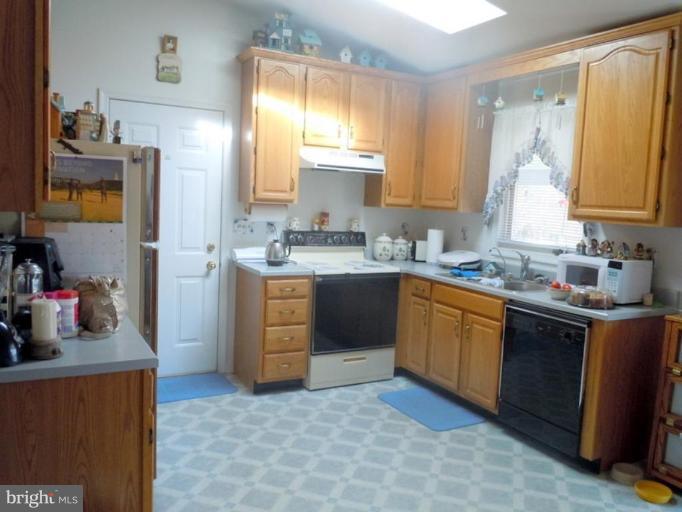 5015 Babylon Road Taneytown, MD 21787 - Photo 15 of 18 Kitchen