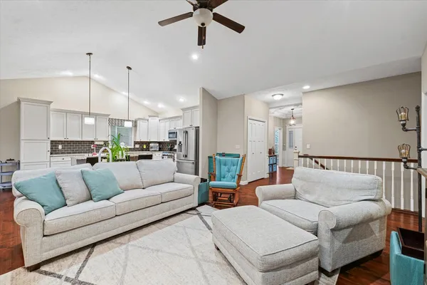 $449,900 | 312 London Way, Savoy, IL 61874