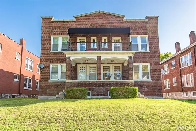 $1,495 | 3661 Wilmington Avenue, Unit 2F, St. Louis, MO 63116