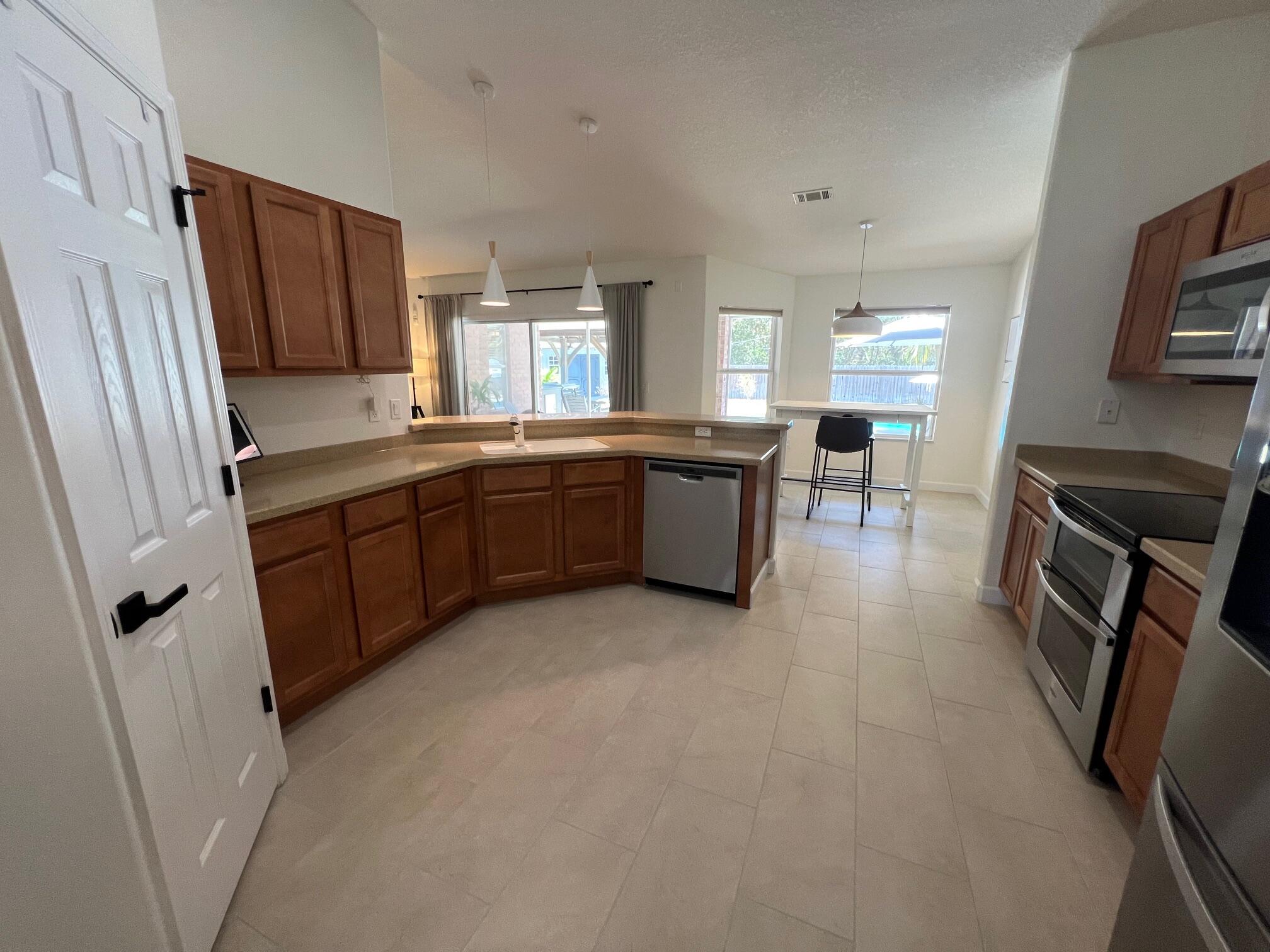 2718 Noah Jordan Road Navarre, FL 32566 - Photo 9 of 42 IMG_1065