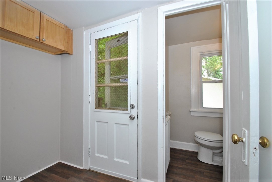 1651 Rydalmount Road Cleveland Heights, OH 44118 - Photo 10 of 18