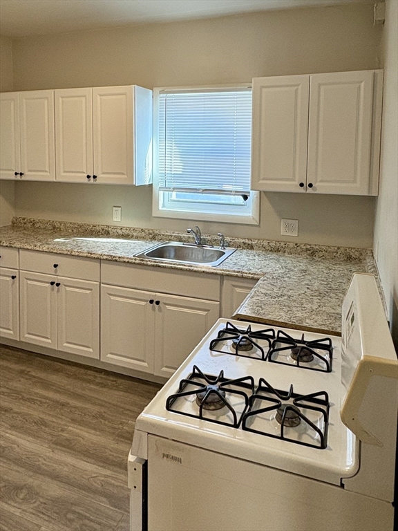 32 Quequechan Street, Unit 2 Fall River, MA 02723 - Photo 4 of 11