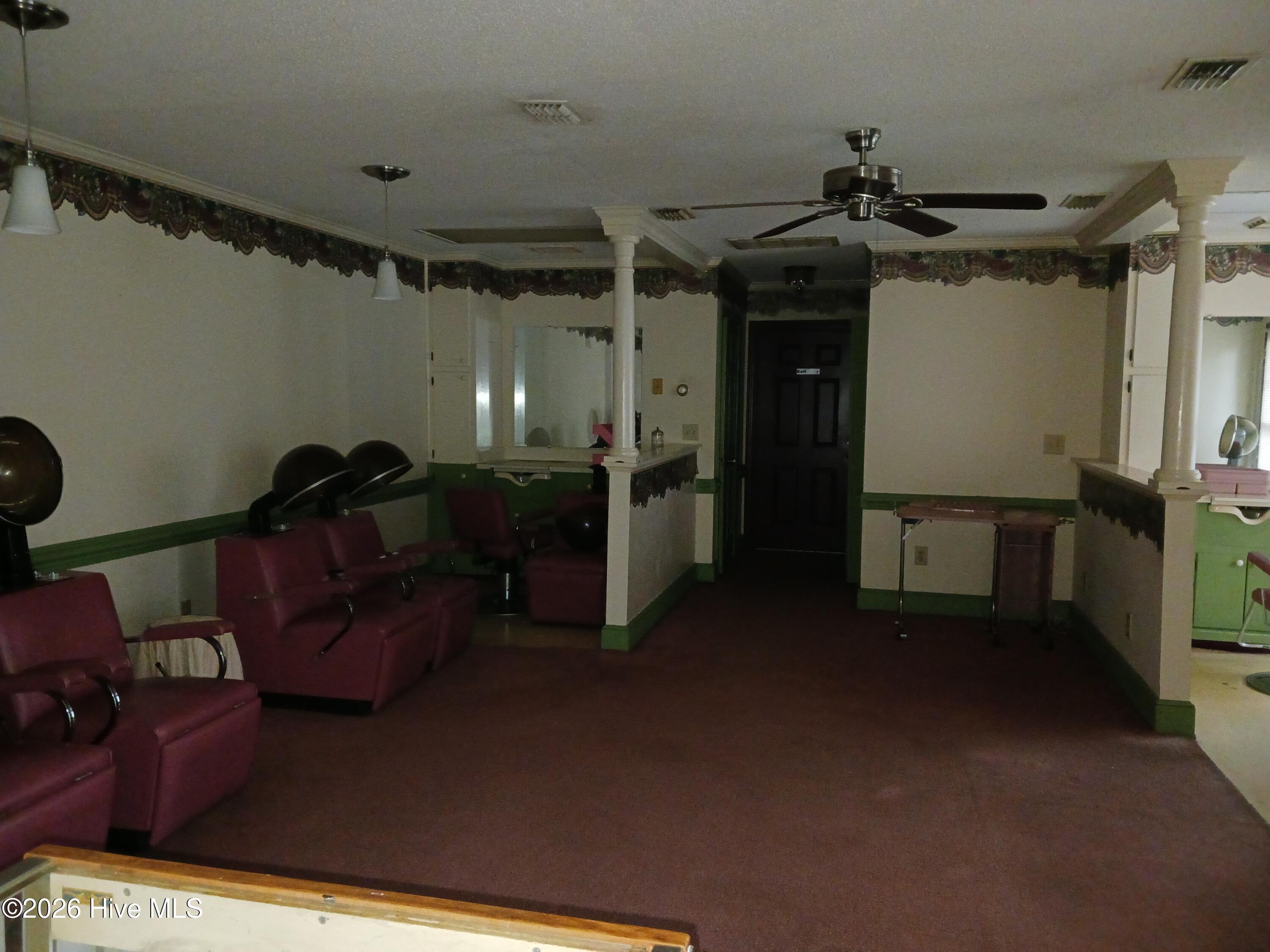 101 West Highland Avenue Kinston, NC 28501 - Photo 13 of 23 Commercial Building Interior