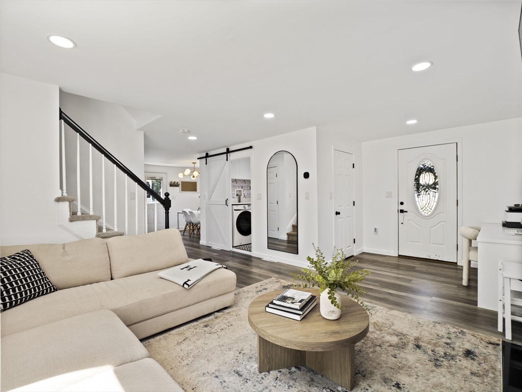 43 Oak Knoll Road Lowell, MA 01852 - Photo 4 of 42 Gallery Image 4