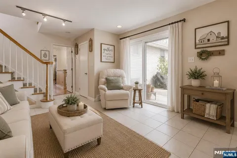 $849,000 | 40 Catherine Court, Cedar Grove, NJ 07009