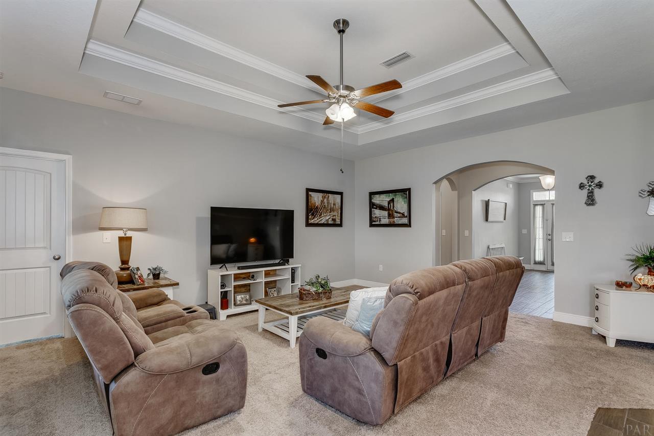 4632 Dupont Circle Pace, FL 32571 - Photo 4 of 21